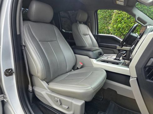 Used 2018 Ford F150 Lariat w/ Equipment Group 501A Mid image 38