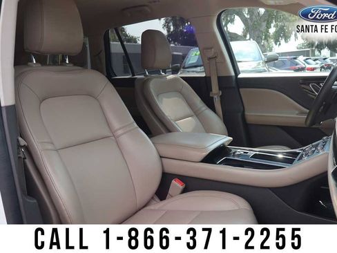Used 2022 Lincoln Aviator 2WD w/ Elements Package image 34