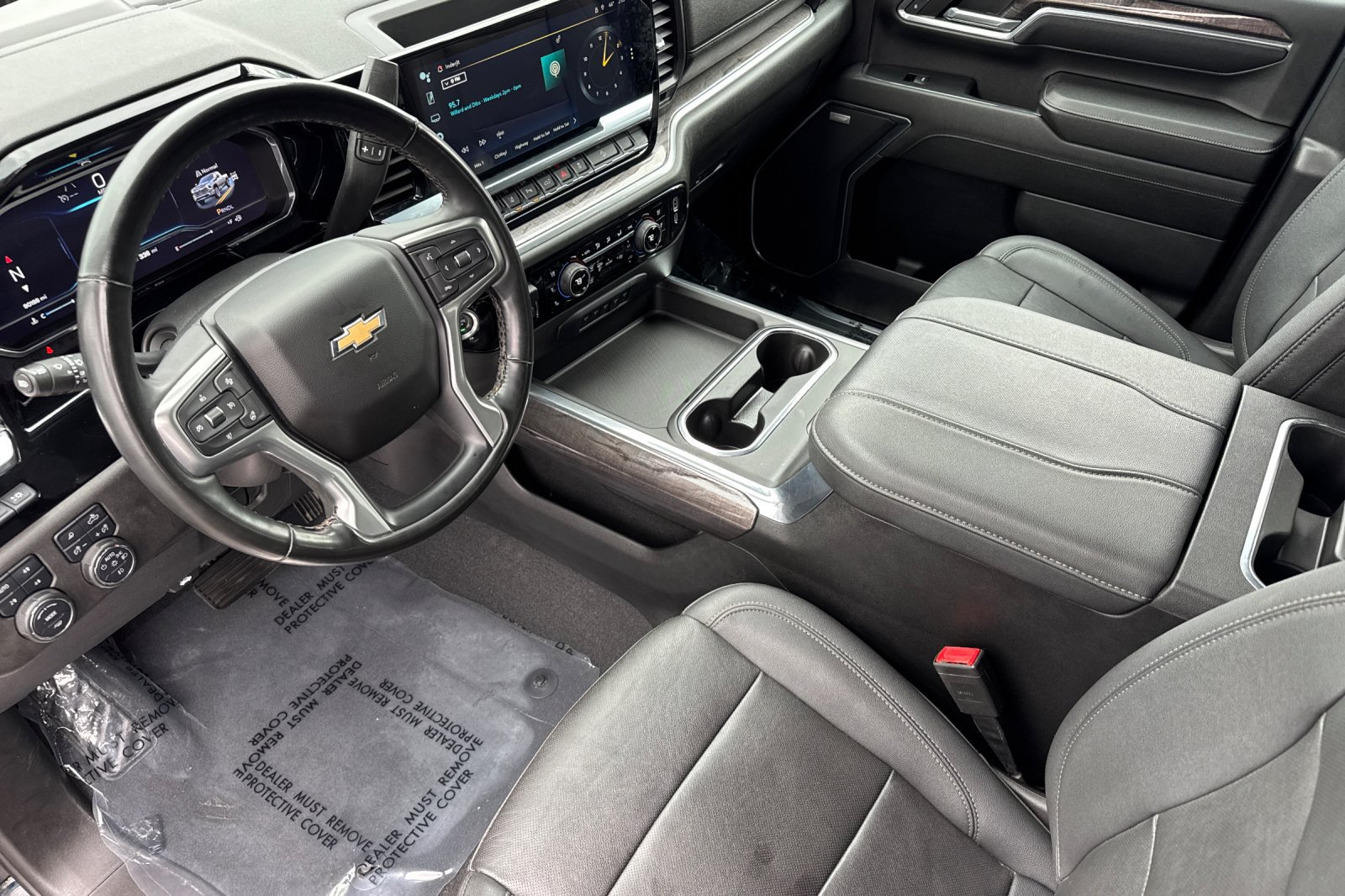 Used 2024 Chevrolet Silverado 2500 LTZ w/ LTZ Premium Package AWD/4WD image 11