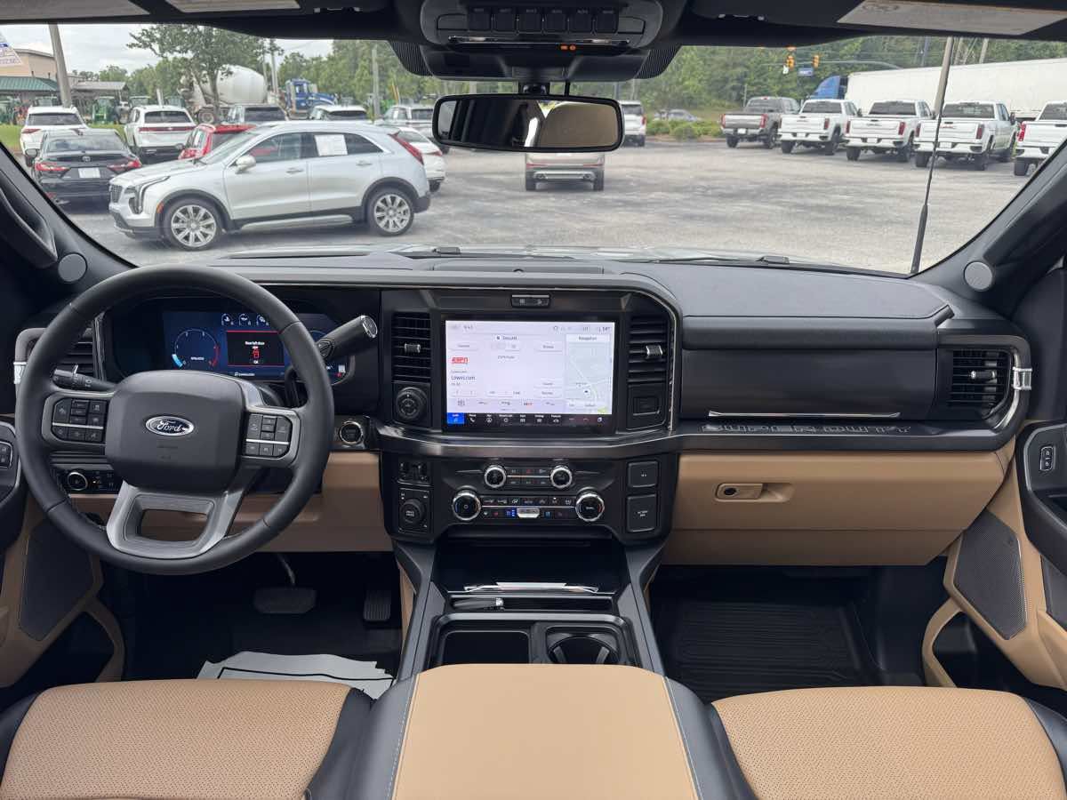 Used 2026 Ford F450 Lariat w/ Lariat Ultimate Package AWD/4WD image 14