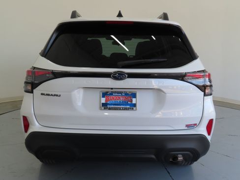 New 2026 Subaru Forester Premium image 5
