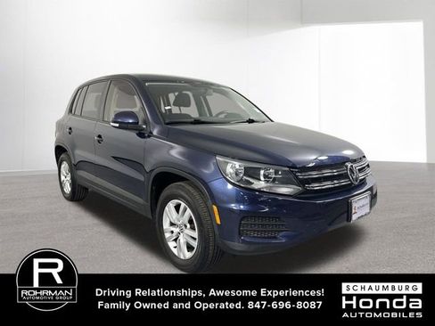 Used 2014 Volkswagen Tiguan S image 3