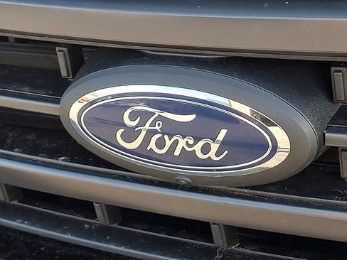 Used 2022 Ford F150 Lariat w/ Equipment Group 502A High AWD/4WD image 5