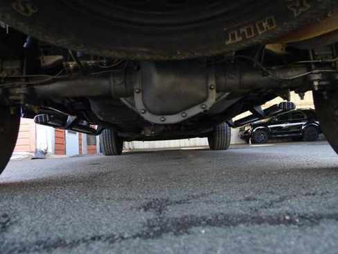 Used 2013 Ford F150 XLT w/ Luxury Equipment Group image 64