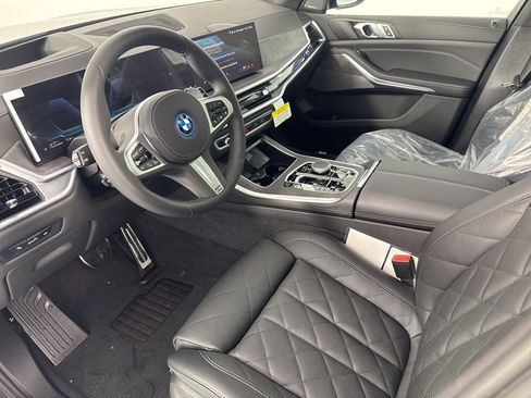 New 2026 BMW X5 xDrive50e w/ M Sport Package image 12