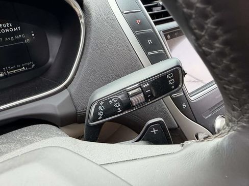 Used 2019 Lincoln Nautilus Reserve AWD/4WD image 25