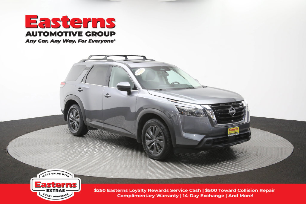 Used 2023 Nissan Pathfinder SV w/ SV Premium Package AWD/4WD image 54