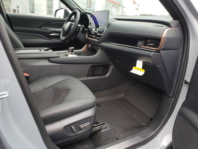 New 2026 Toyota Grand Highlander AWD Hybrid image 18