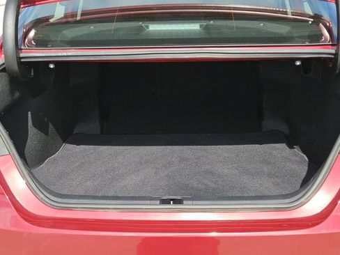 Used 2021 Toyota Camry LE FWD image 32