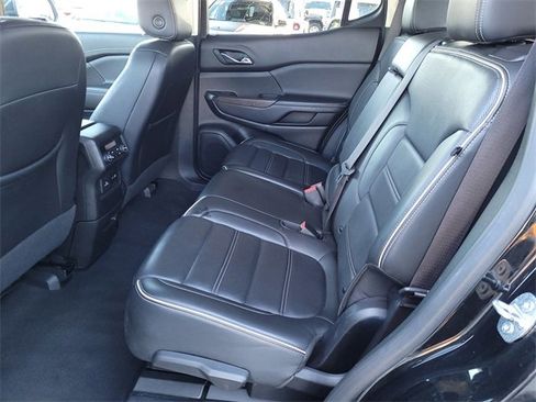 Used 2023 GMC Acadia Denali image 17