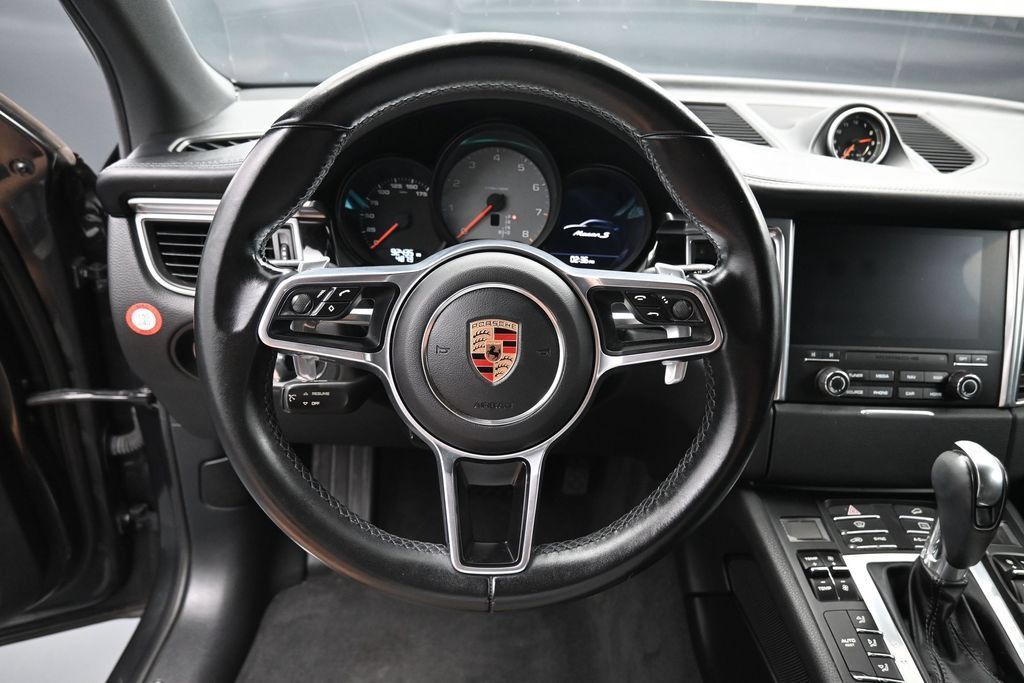 Used 2017 Porsche Macan S w/ Premium Package Plus AWD/4WD image 17
