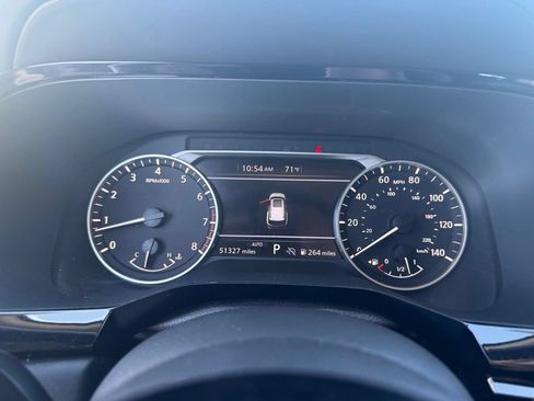Used 2023 Nissan Pathfinder SV AWD/4WD image 23