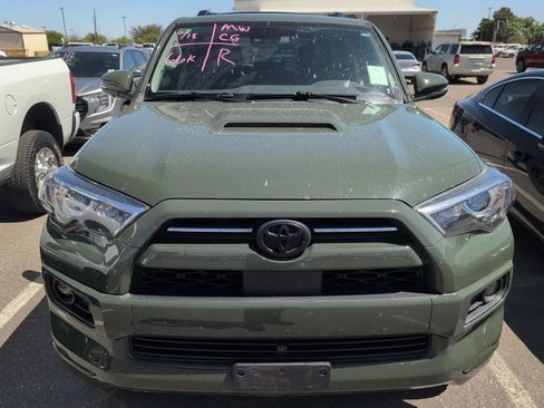 Used 2022 Toyota 4Runner TRD Sport w/ Technology Package AWD/4WD image 8
