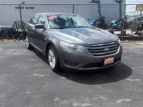 Used 2013 Ford Taurus SEL FWD image 1