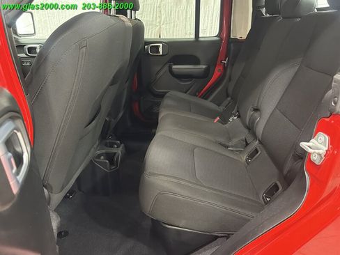 Used 2021 Jeep Gladiator Sport AWD/4WD image 9