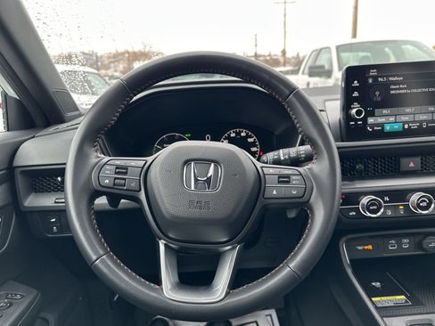 Used 2025 Honda CR-V Sport-L image 38