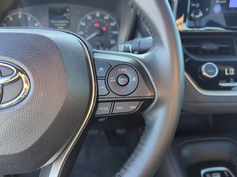 Used 2024 Toyota Corolla SE image 18