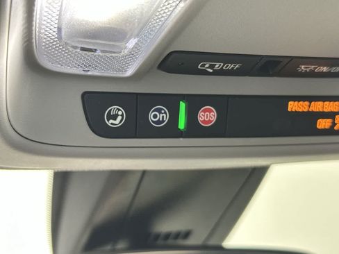 Used 2025 Chevrolet Blazer LT FWD image 24