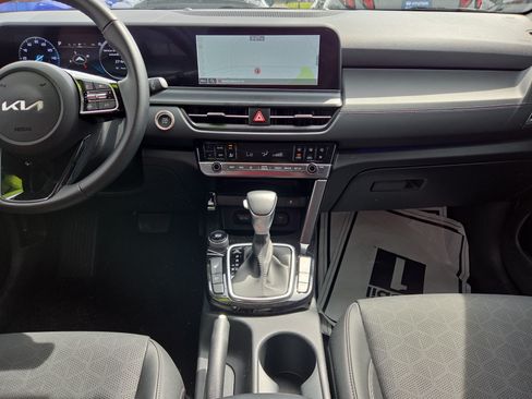 Used 2025 Kia Seltos EX w/ EX Sunroof Package FWD image 15