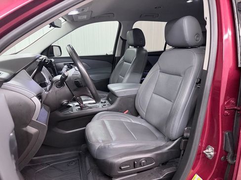 Used 2019 Chevrolet Traverse Premier w/ Driver Confidence II Package FWD image 13