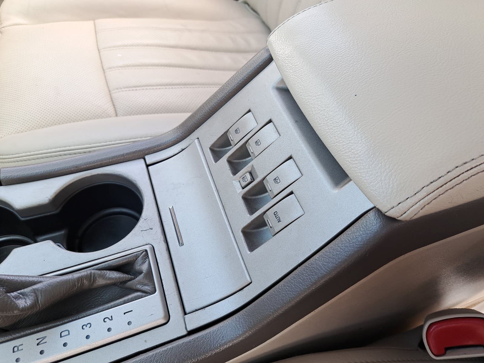 Used 2004 Lincoln Aviator 2WD image 25