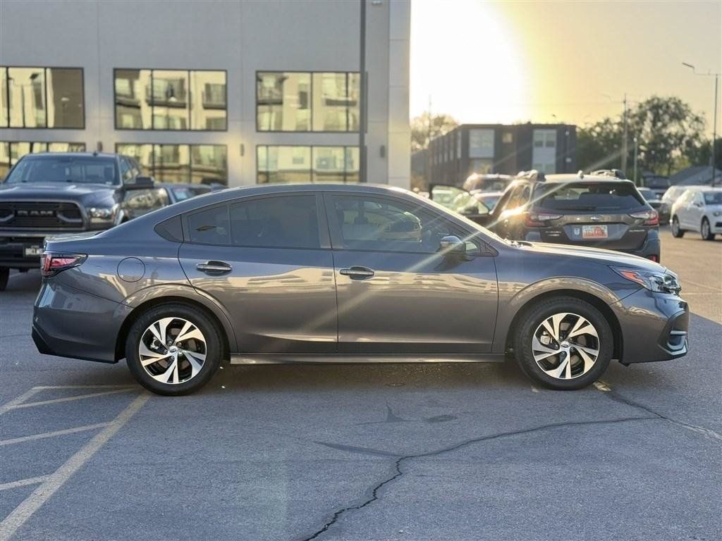 Used 2025 Subaru Legacy Premium w/ Popular Package #1A AWD/4WD image 8