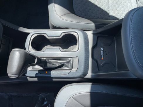 Used 2019 Chevrolet Colorado Z71 AWD/4WD image 16