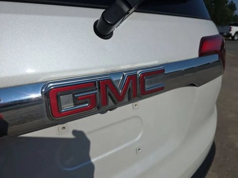 Used 2017 GMC Acadia SLT FWD image 10