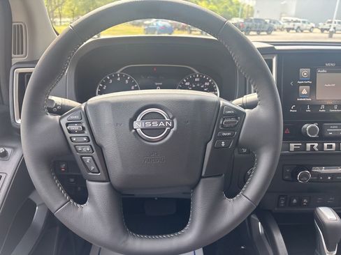 New 2026 Nissan Frontier SV w/ SV Convenience Package AWD/4WD image 15