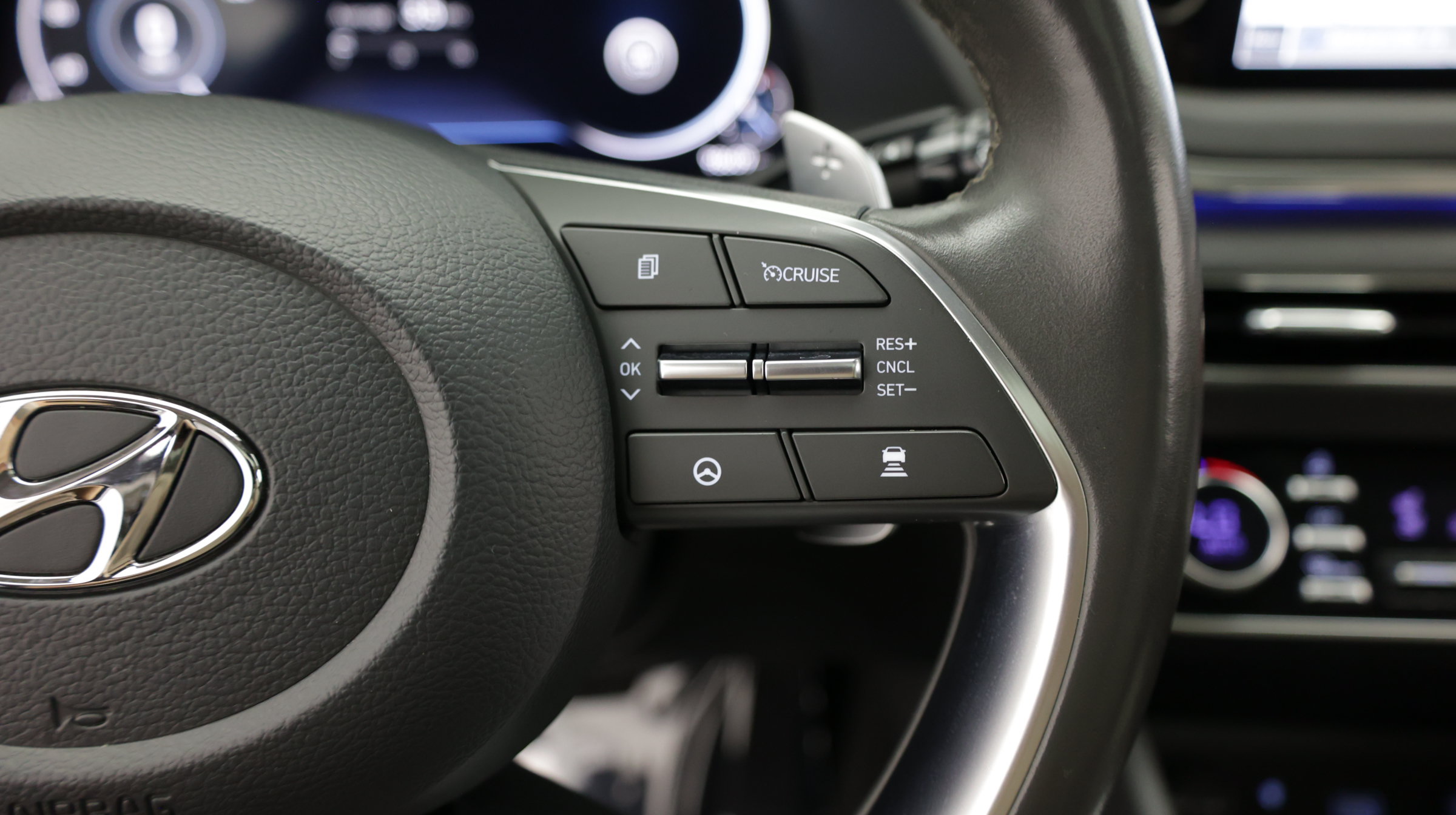 Used 2022 Hyundai Sonata Limited FWD image 30