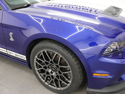 Used 2013 Ford Mustang Shelby GT500 RWD image 22