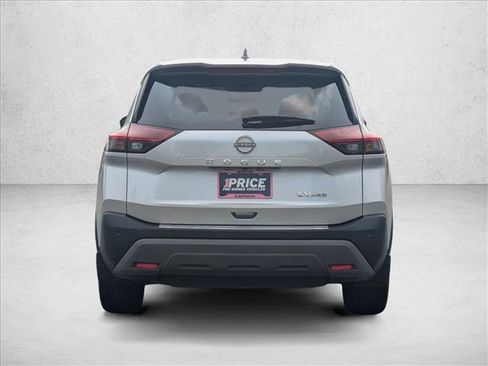 Used 2023 Nissan Rogue SV AWD/4WD image 7