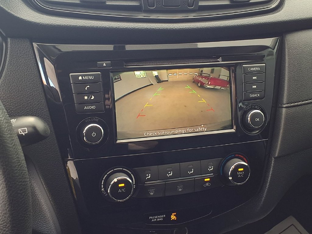 Used 2018 Nissan Rogue S FWD image 6