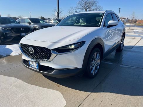 Used 2020 MAZDA CX-30 Premium image 4