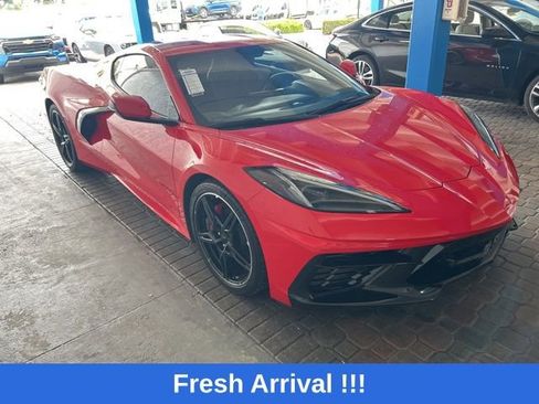 Used 2022 Chevrolet Corvette Stingray Coupe w/ 1LT RWD image 8