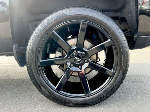 Used 2017 Chevrolet Silverado 1500 LTZ w/ LPO, Black Pack image 25