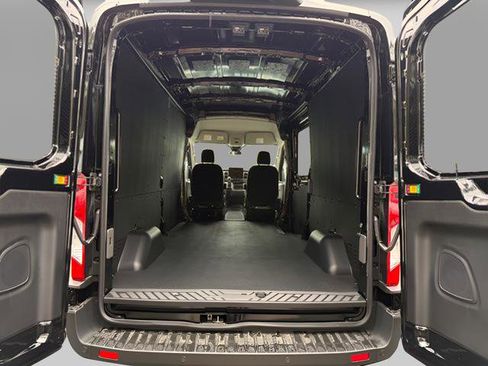 New 2026 Ford Transit 250 148 Medium Roof Extended AWD image 7