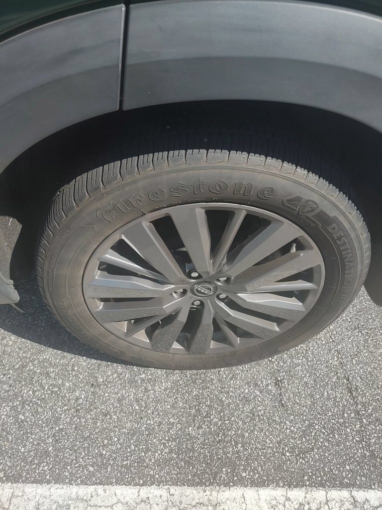 Used 2022 Nissan Pathfinder SL w/ SL Premium Package FWD image 5