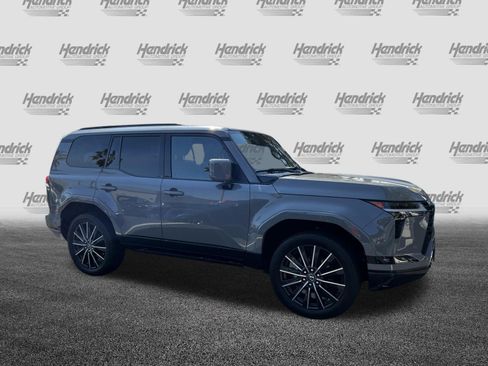 Certified 2024 Lexus GX 550 w/ Accessory Package (2T) image 10