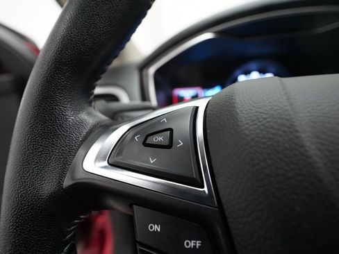 Used 2020 Ford Fusion SE w/ Equipment Group 151A FWD image 17