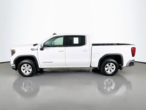 Used 2023 GMC Sierra 1500 SLE w/ Enhanced Capability Package AWD/4WD image 5