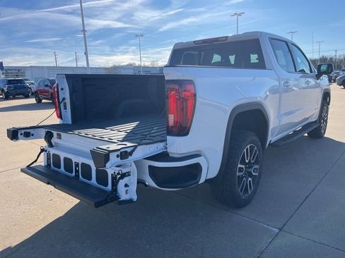 New 2026 GMC Sierra 1500 AT4 w/ AT4 Premium Package image 5