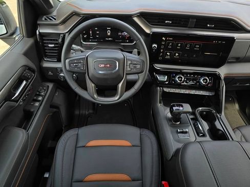 New 2026 GMC Sierra 1500 AT4 w/ AT4 Premium Package AWD/4WD image 11