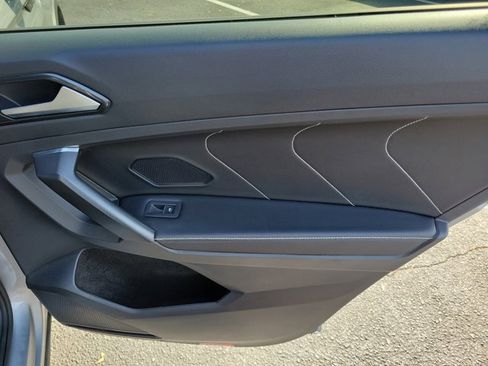 Certified 2023 Volkswagen Tiguan SE R-Line image 11