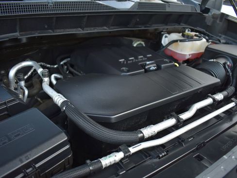 Certified 2022 Chevrolet Silverado 1500 Custom w/ LPO, Dark Essentials Package image 33