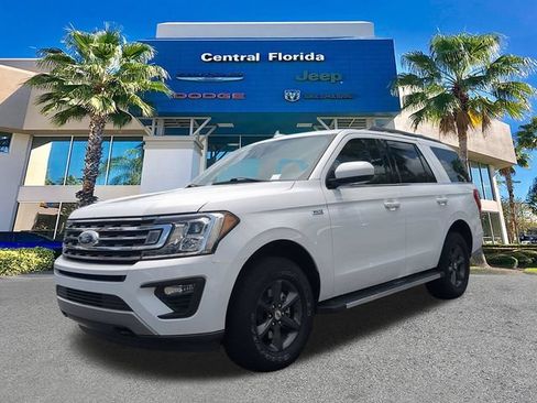 Used 2021 Ford Expedition XLT w/ FX4 Off-Road Package AWD/4WD image 9