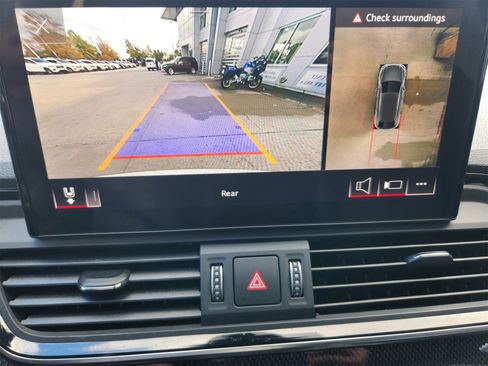 Used 2023 Audi SQ5 Premium Plus w/ Premium Plus Package image 17