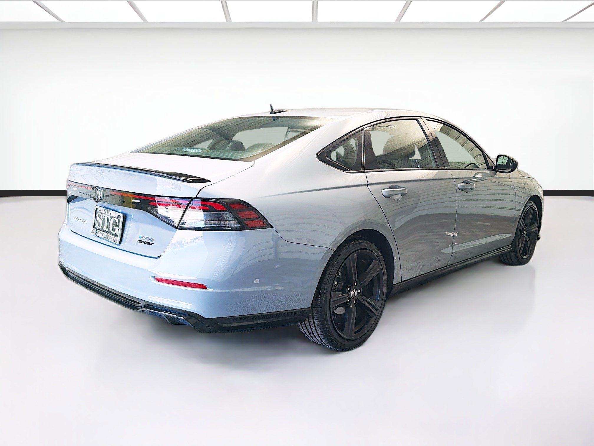 Used 2024 Honda Accord Sport image 4
