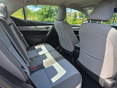 Used 2017 Toyota Corolla LE w/ Carpet Mat Package (TMS) FWD image 27