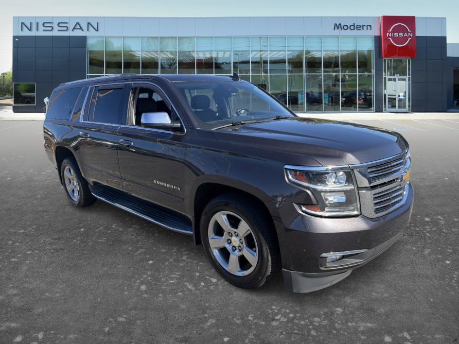 Used 2017 Chevrolet Suburban Premier AWD/4WD image 3
